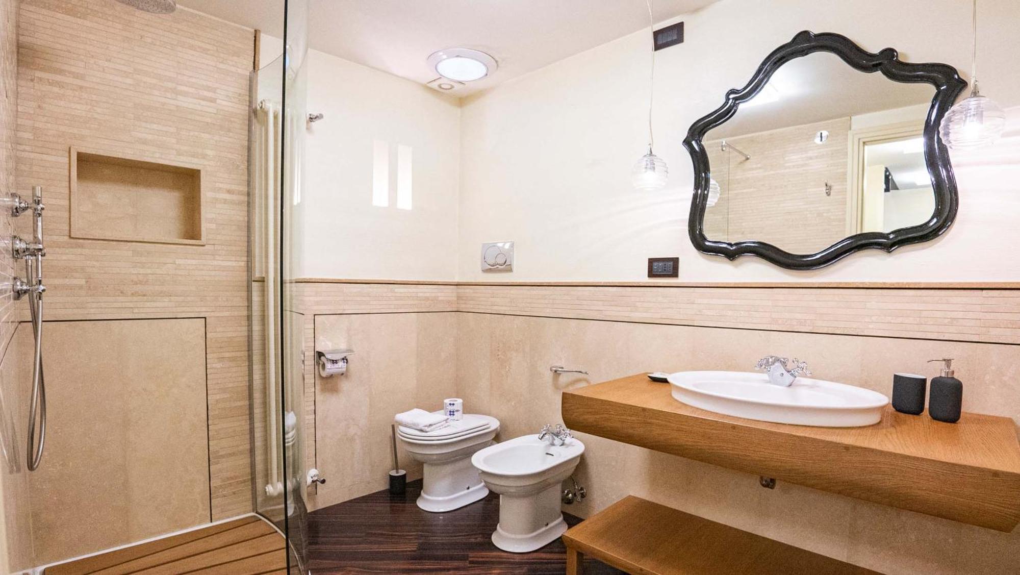 Piazza Venezia Charming Apartments With View Рим Екстериор снимка