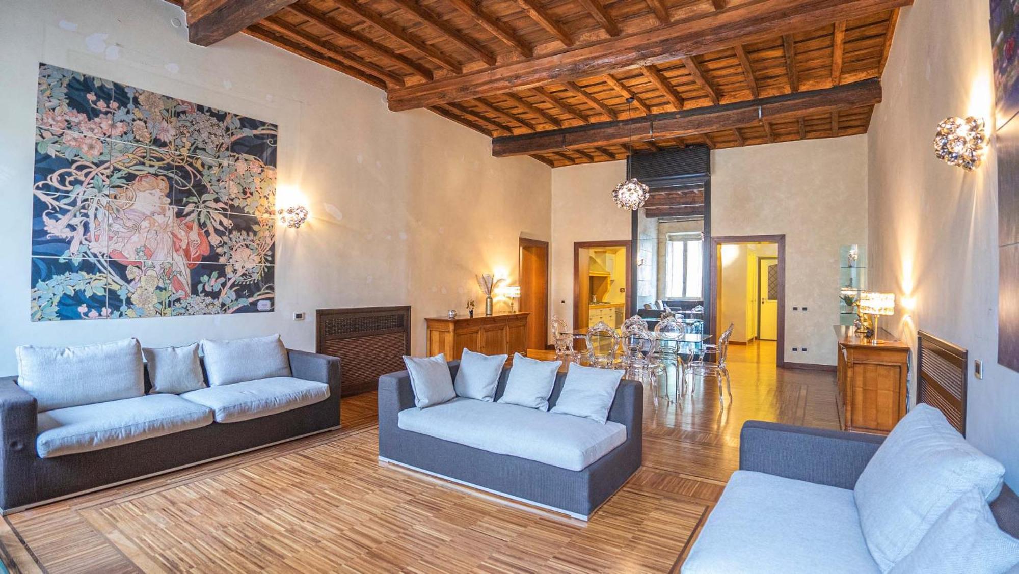 Piazza Venezia Charming Apartments With View Рим Екстериор снимка