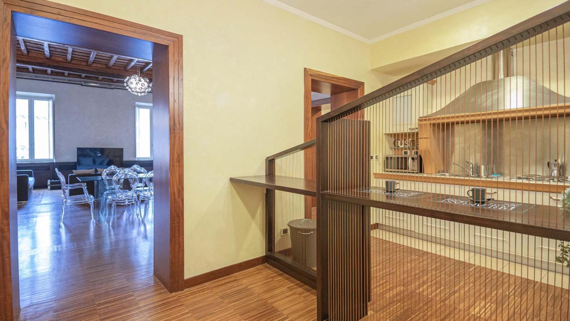 Piazza Venezia Charming Apartments With View Рим Екстериор снимка