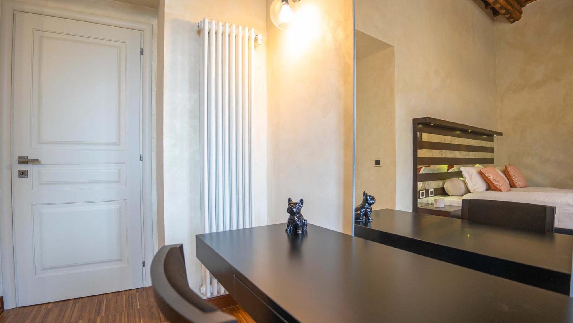 Piazza Venezia Charming Apartments With View Рим Екстериор снимка